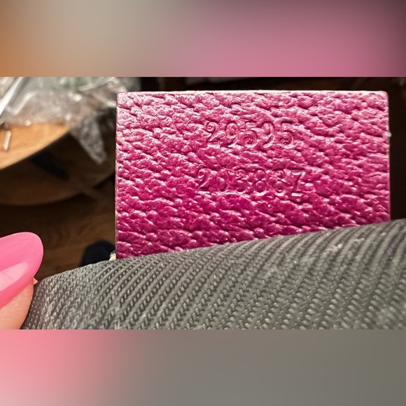 Gucci Canvas Makeup Cosmetic Pouch Bag with Purple Leather Trim EUC - Picture 10 of 10